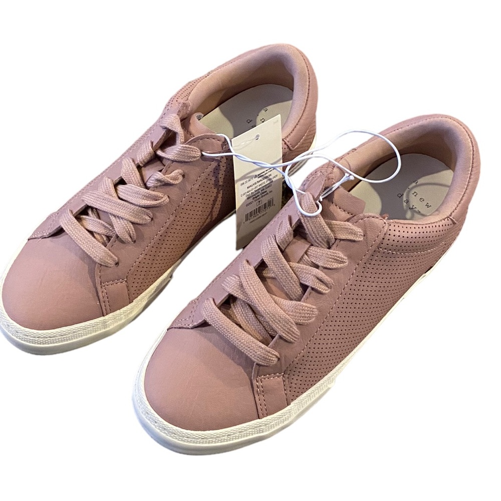 A New Day Women's Maddison Sneakers Tennis Shoes Mauve Size 7 NEW